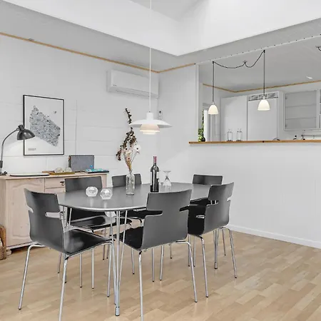 Malurt Holiday home *
