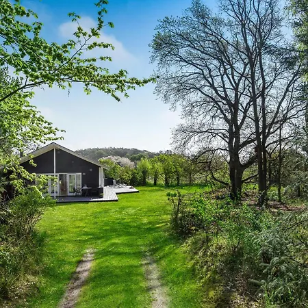 Malurt Holiday home *
